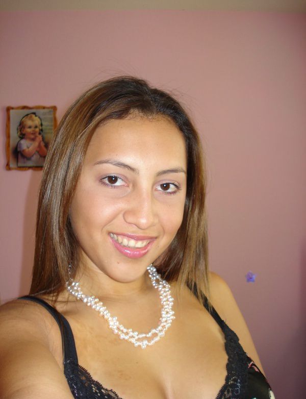 Алина проститутка Москвы у метро Маяковская пригласить проститутку